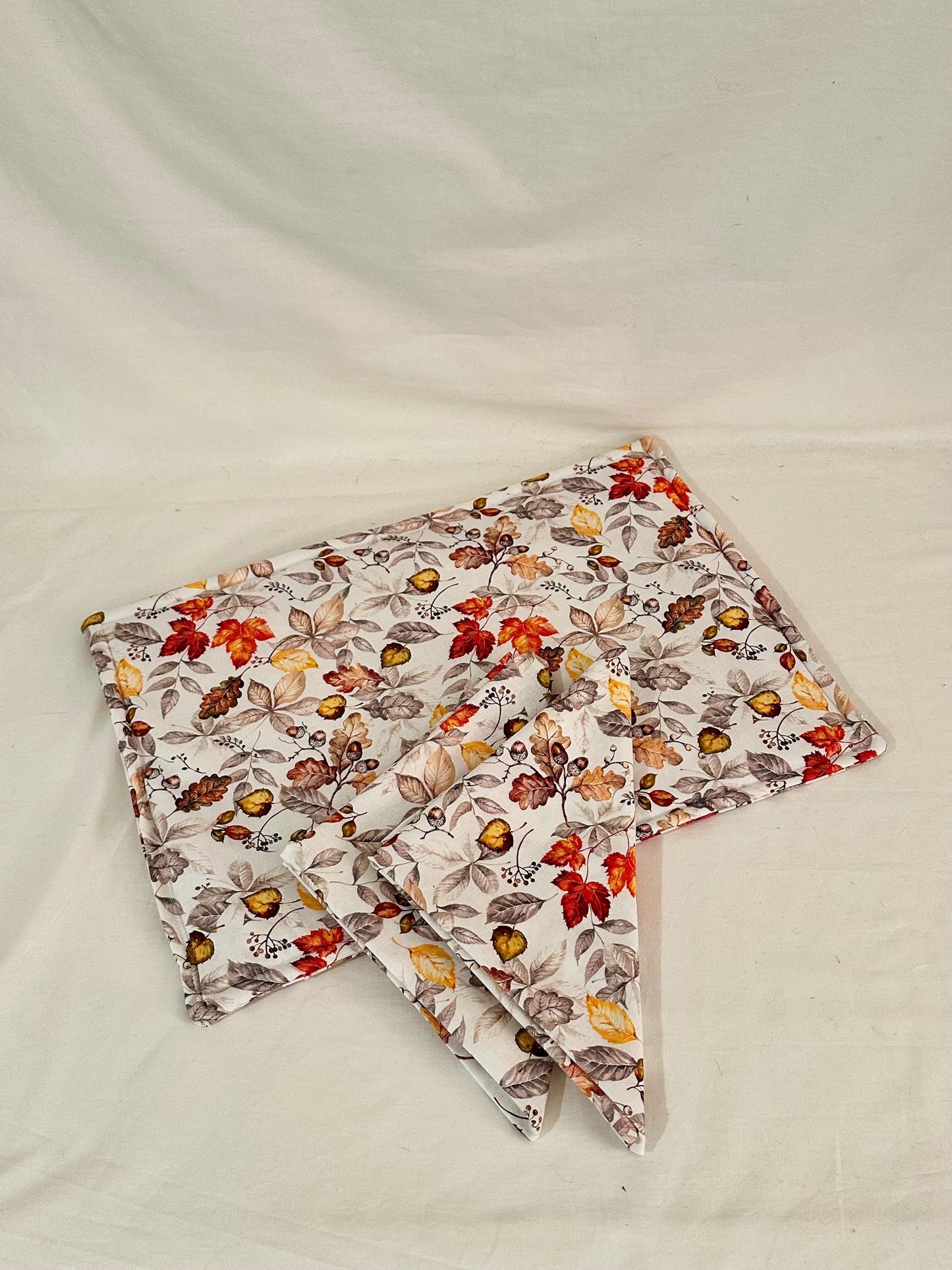 Fall Placemat and Napkins Set, Table Decor