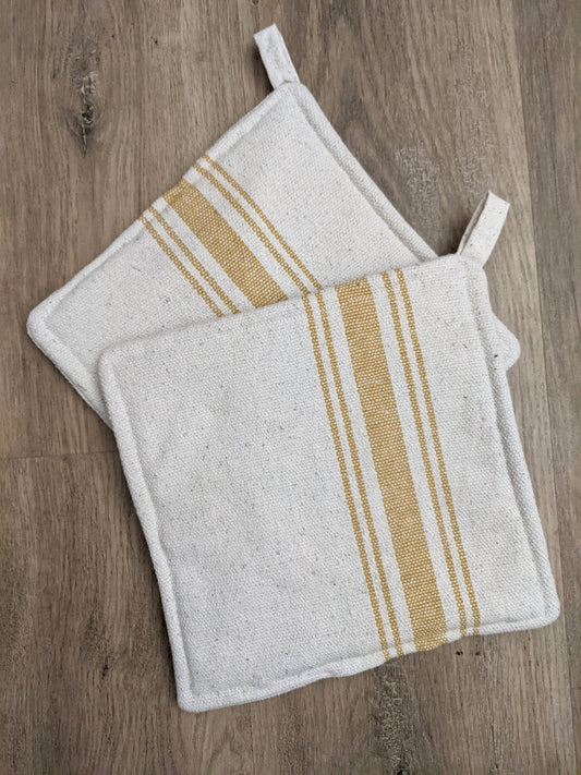 Gold Feedsack Potholder, Set of 2, Grainsack