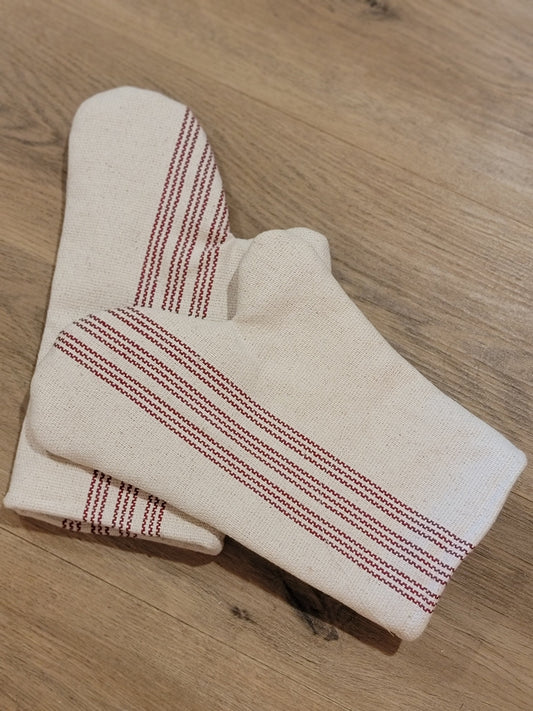 Red Feed sack Grain sack Oven Mitts- Set of 2