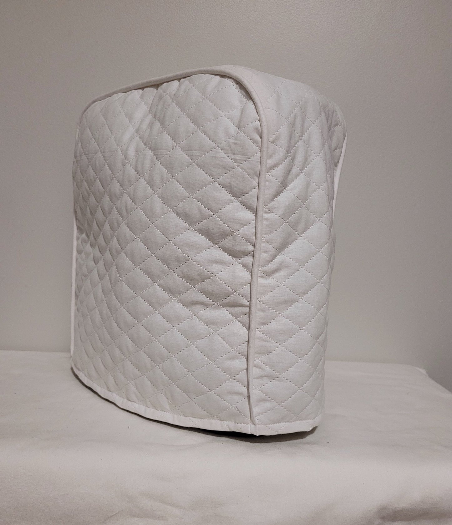 White Quilted Ninja Slushi Cover