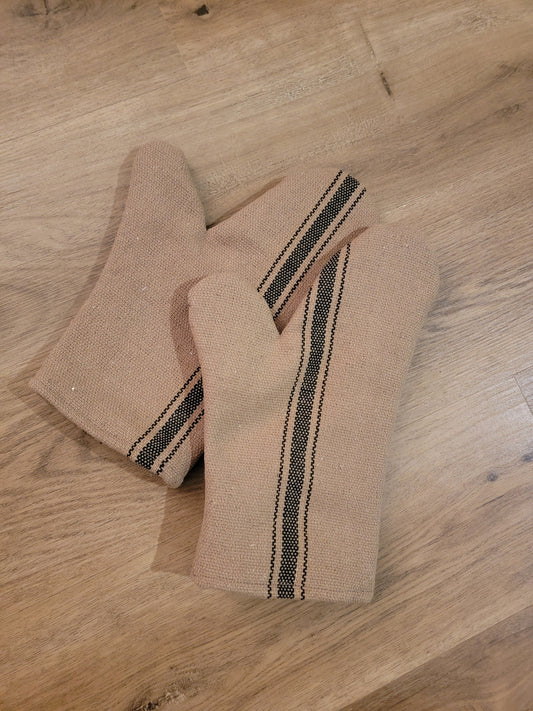 Black Feed sack Grain sack Oven Mitts- Set of 2
